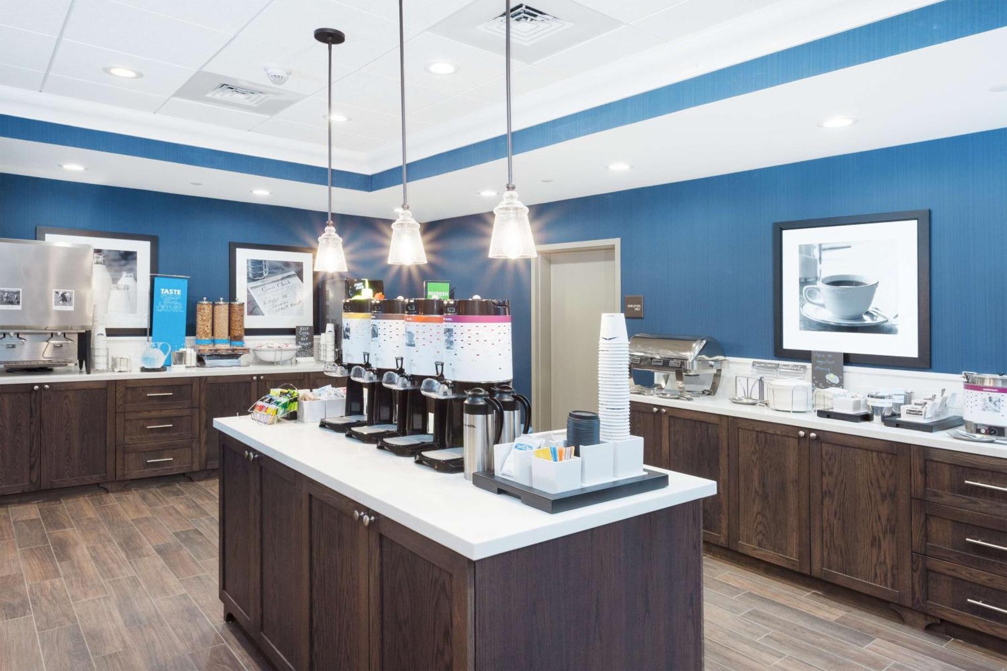 Hampton Inn Kennebunk Kennebunkport Me Ngoại thất bức ảnh
